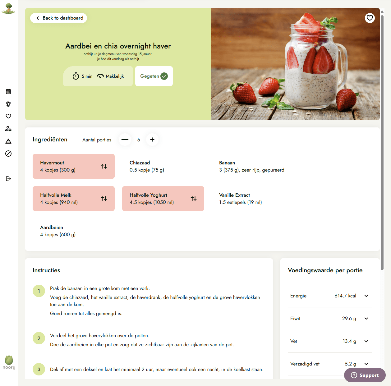 Noory Meal Plan and Recipe platform showing strawberry chia overnight oats recipe with detailed ingredients and instructions