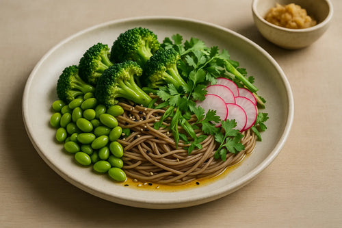 Tazón de soba con brócoli y edamame