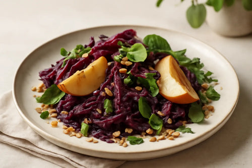 Red cabbage with baked apples