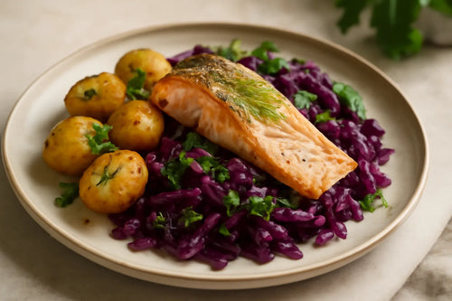 Red cabbage with trout and potatoes